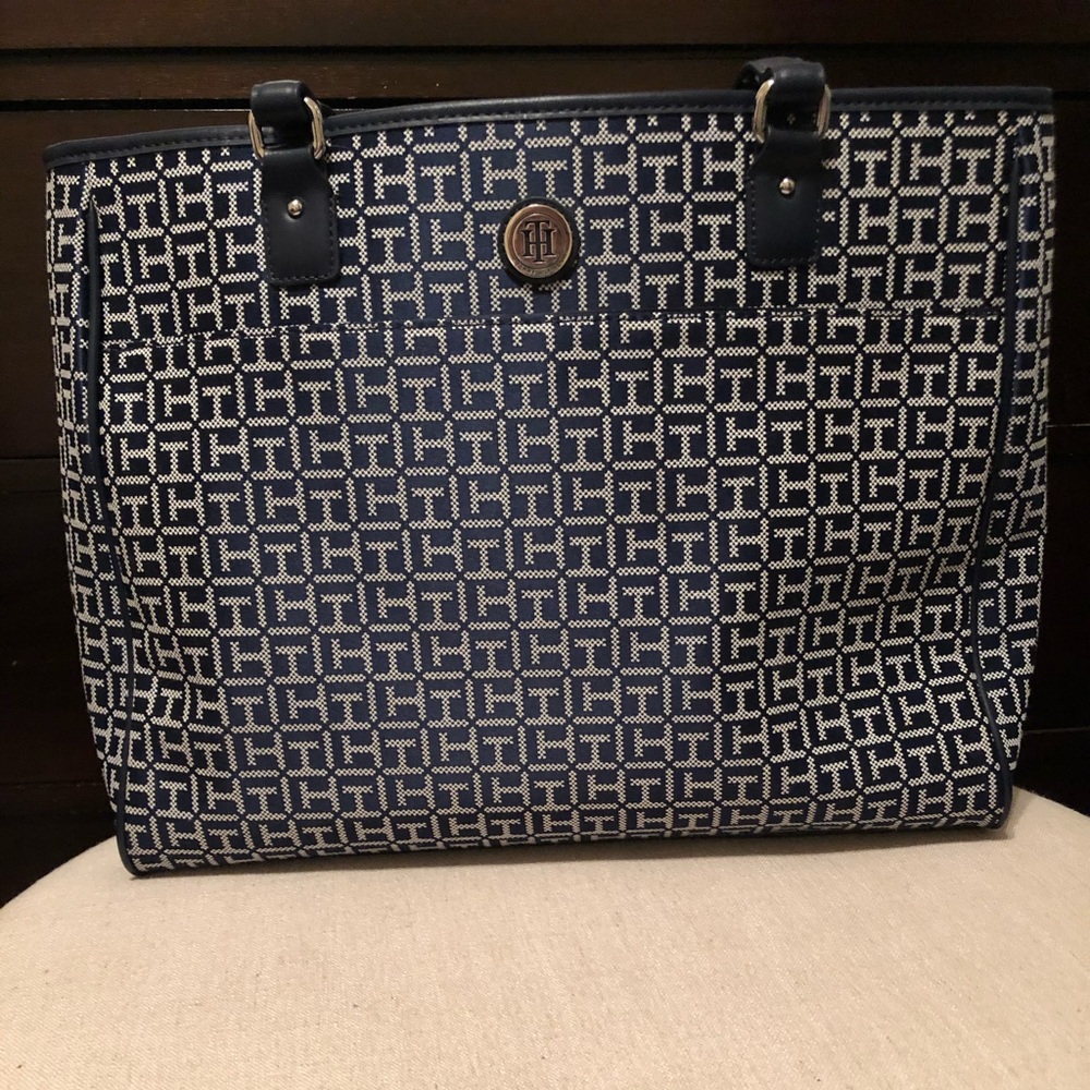 Tommy Hilfiger navy and white tote